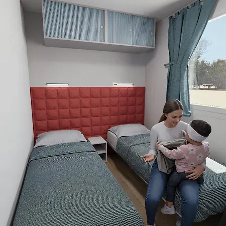 Prázdninový areál & Orchidea